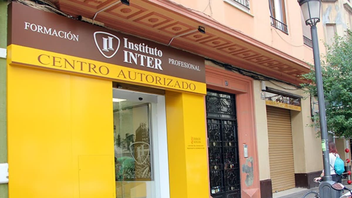 Instituto ÍNTER - Hipica in València