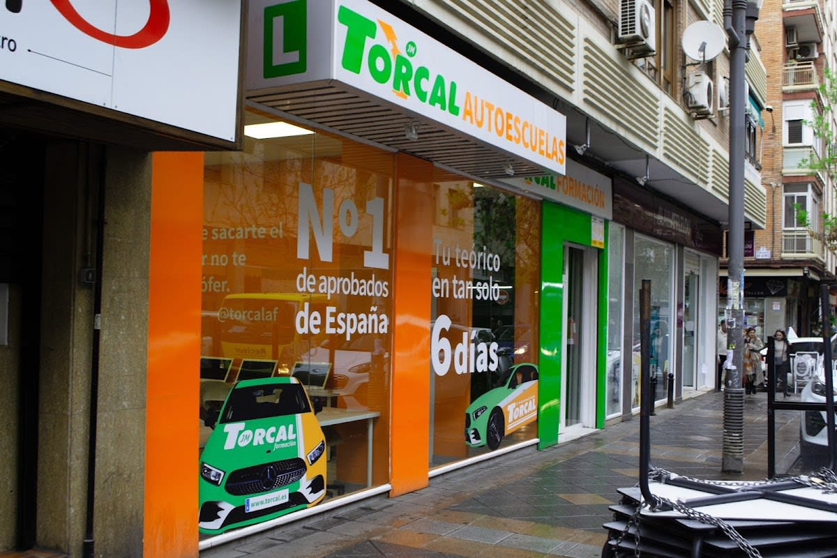 Torcal Formación - Granada, Pedro Antonio | Autoescuela - Hipica in Granada