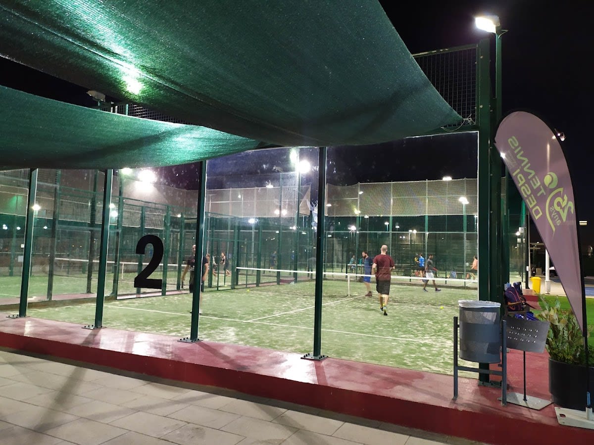 Tennis Sant Joan Despí - Tenis_de_mesa en Sant Joan Despí