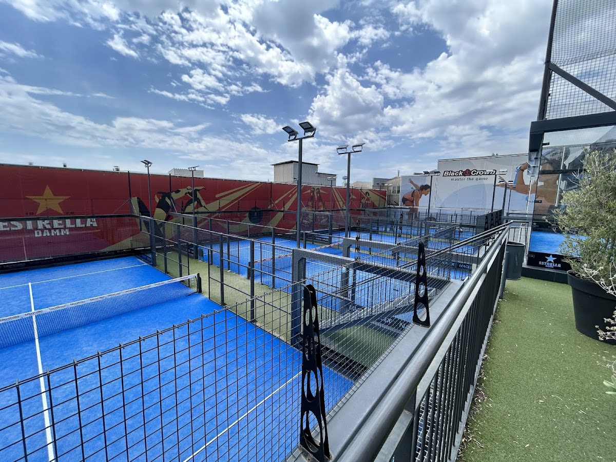 Aurial Pàdel Cornellà by Marta Marerro - Tenis_de_mesa en Cornellà de Llobregat