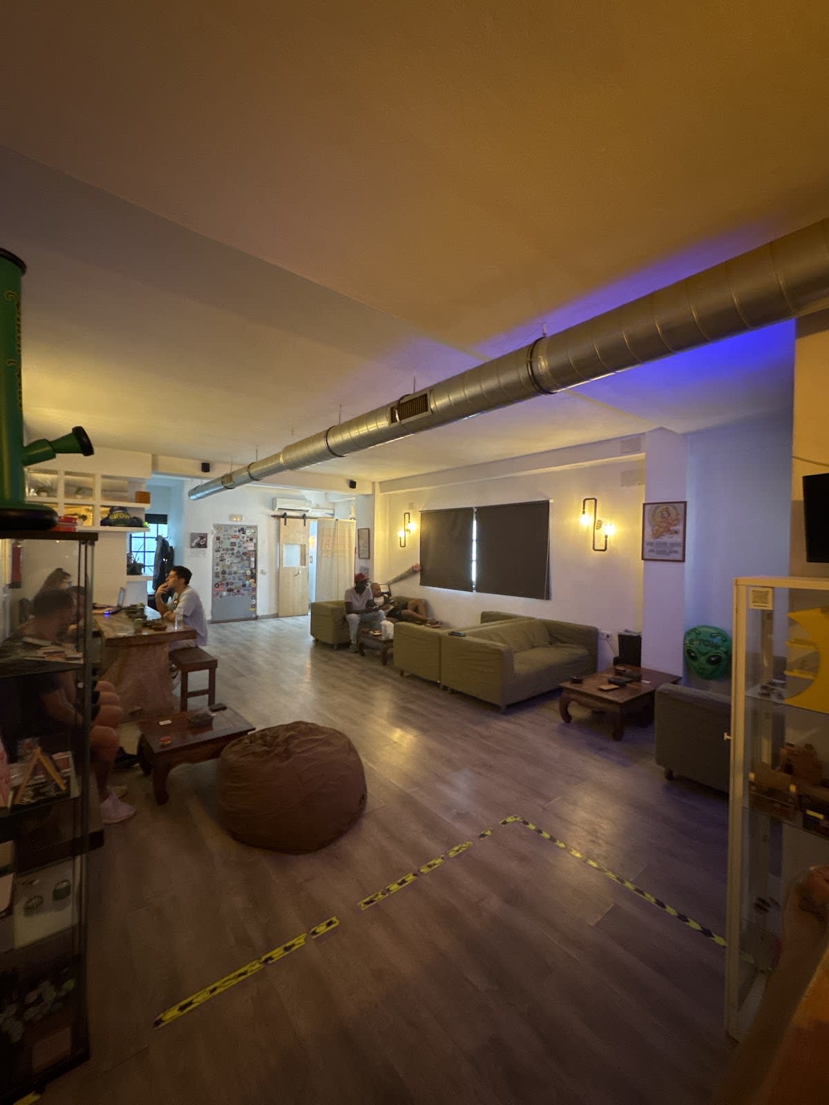 The Joint Ibiza Weed Club - Tenis_de_mesa en Eivissa