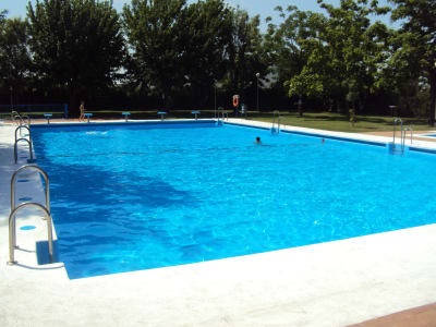 Piscina Pública Municipal de Villafranca. - natacion in Villafranca