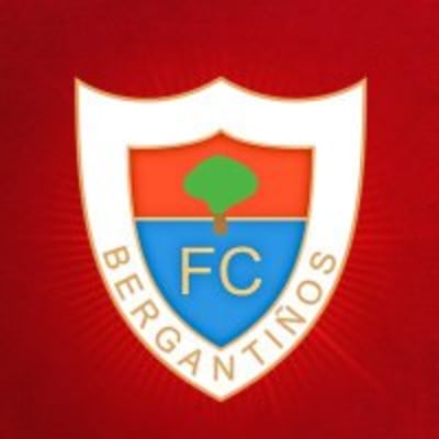 Bergantiños FC - Escolas Luis Calvo Sanz - fútbol in Carballo