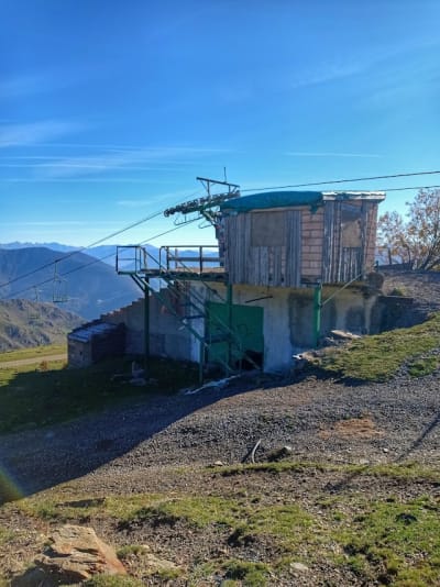 Estació d'esquí de Llessui (abandonada) - ski in Sort