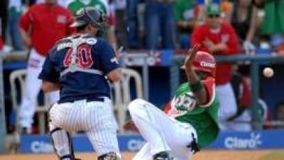 Campo de Béisbol Emilio Hurtado - fútbol in León