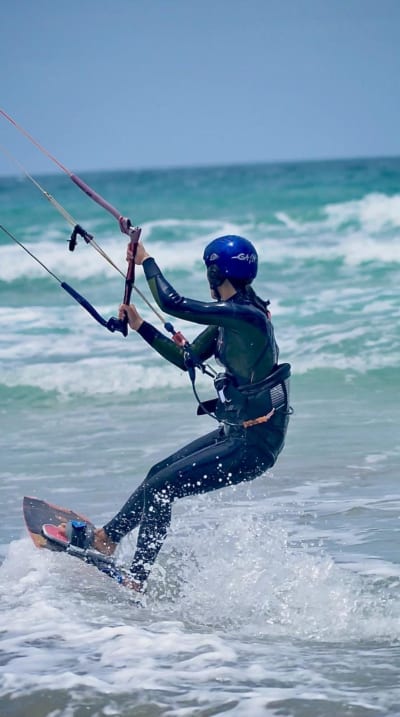 Maëva Surf & Kitesurf School - kitesurf in Urbanización Famara
