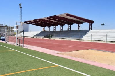 Estadio Municipal Raúl Carrosa - fútbol in Osuna