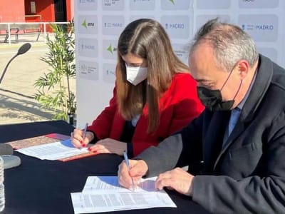 Adolfo Suárez Madrid-Barajas Airport - futbol_americano in Madrid