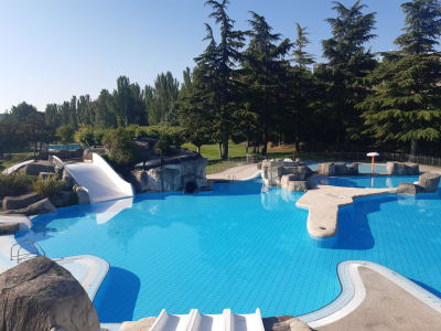 Piscinas municipales de Burlada / Burlatako udal igerilekuak - tenis in Burlada