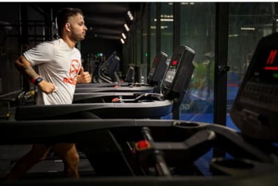 Gimnasio -Pádel Indoor Sajoma - padel in La Haba