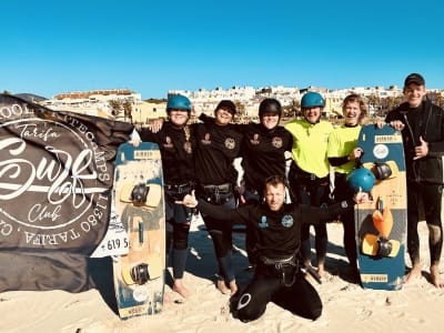 Tarifa Surf Club - Kiteschule + Wingfoilschule - kitesurf in Tarifa