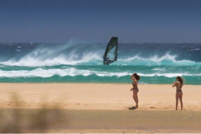 Shaka Fuerte Watersport Center & School: Windsurf, Kite, Wing, SUP & more! - kitesurf in Costa Calma