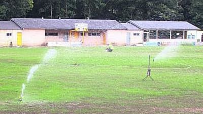 Campo El Soutón - fútbol in Vegadeo