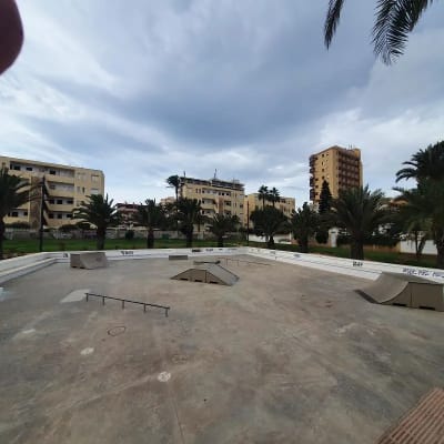 Cuadrado Skate Plaza - skateboard in Roquetas de Mar