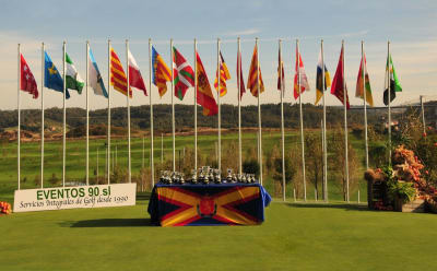 Hole Golf - golf in Pamplona