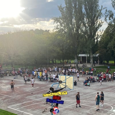 Pistas de voleibol - voleibol in Pamplona