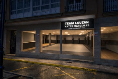 TEAM LOUZAN ARTES MARCIALES - karate in Cee