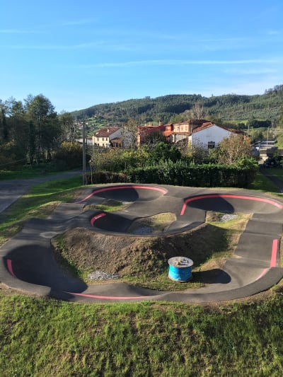 Pumptrack Colunga - gimnasia in Colunga