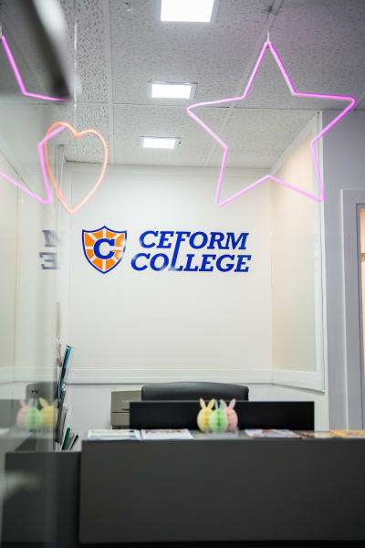 CEFORM COLLEGE - Escuela de idiomas en Lleida - gimnasia in Lleida
