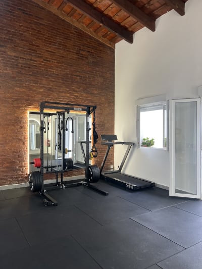 amON Club gym - gimnasia in Girona