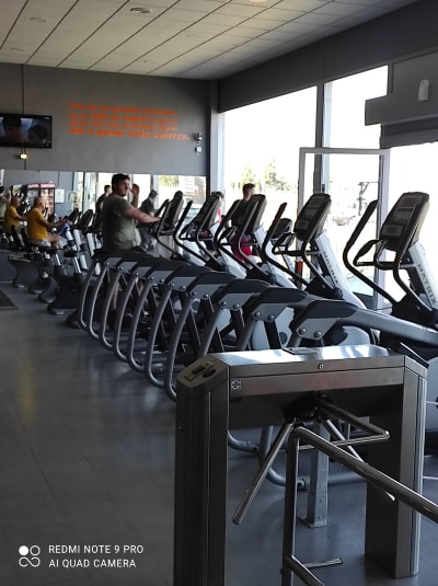 Centros deportivos EnergymFitness Sport Club - gimnasia in Bollullos Par del Condado