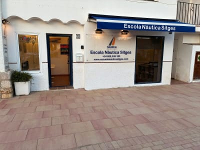 Escuela Náutica Sitges - vela in Sitges