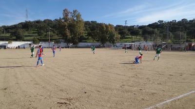 Campo De Fútbol La Dehesa - fútbol in Cazalegas