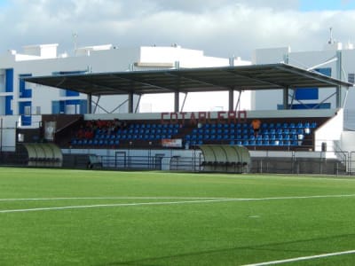 Estadio Eleuterio Valeron - fútbol in El Tablero