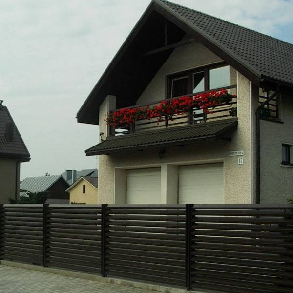 Забор жалюзи металлический zabor-zhalyuzi-metallicheskiy