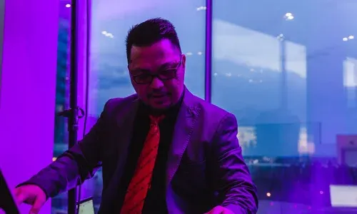 Raul — Solo in Melbourne
