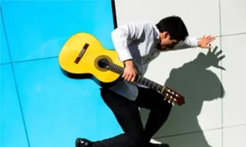 Josh — Solo in Melbourne