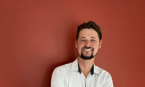 Michael Barnett — Solo in Perth