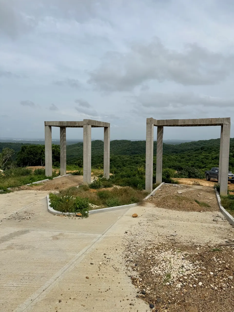 Portico en construcción