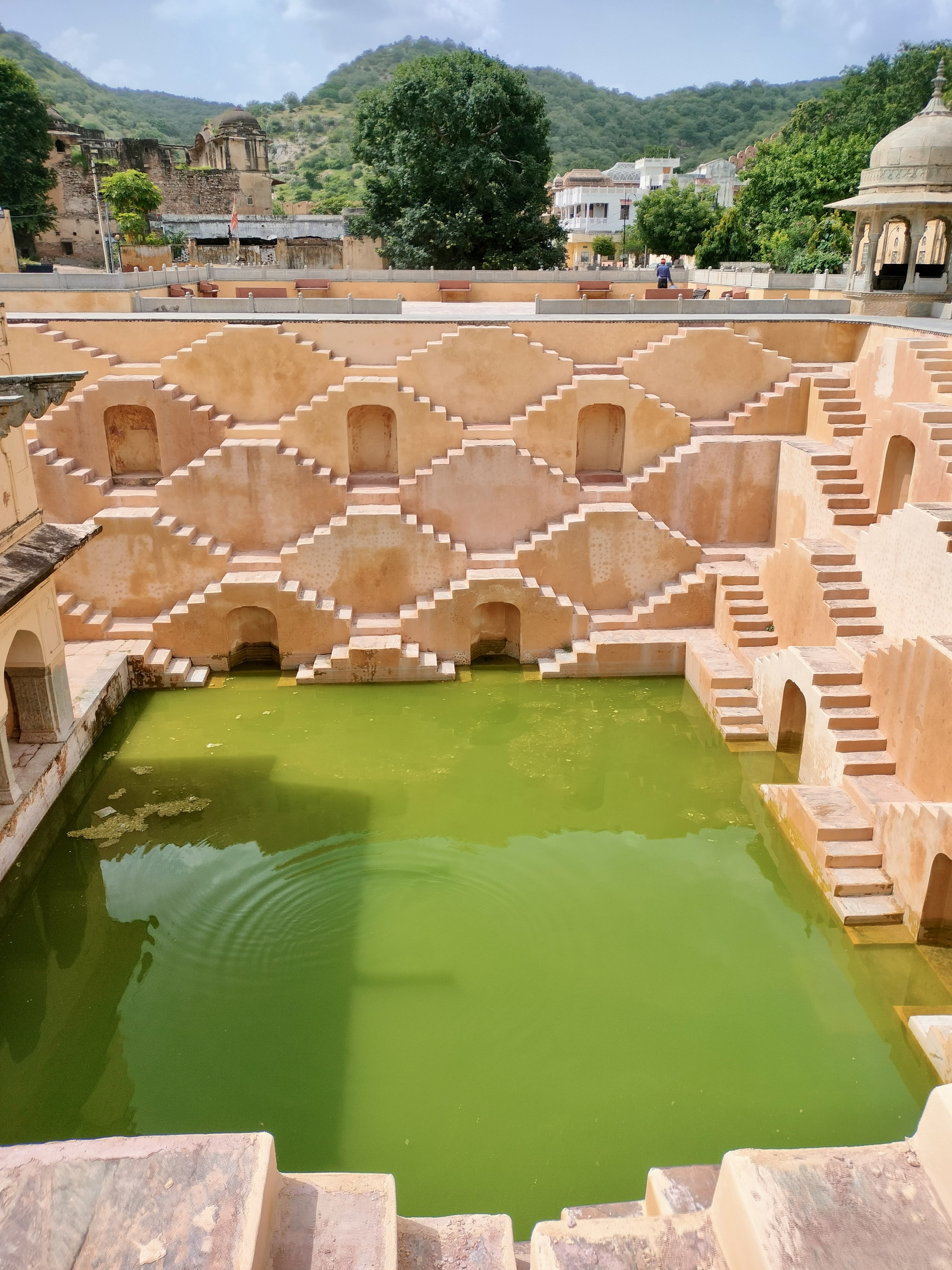Panna Meena ka Kund