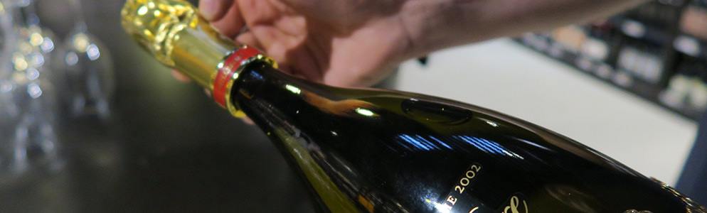 Sådan åbner du en flaske Champagne eller mousserende vin Sådan åbner du en flaske Champagne eller mousserende vin