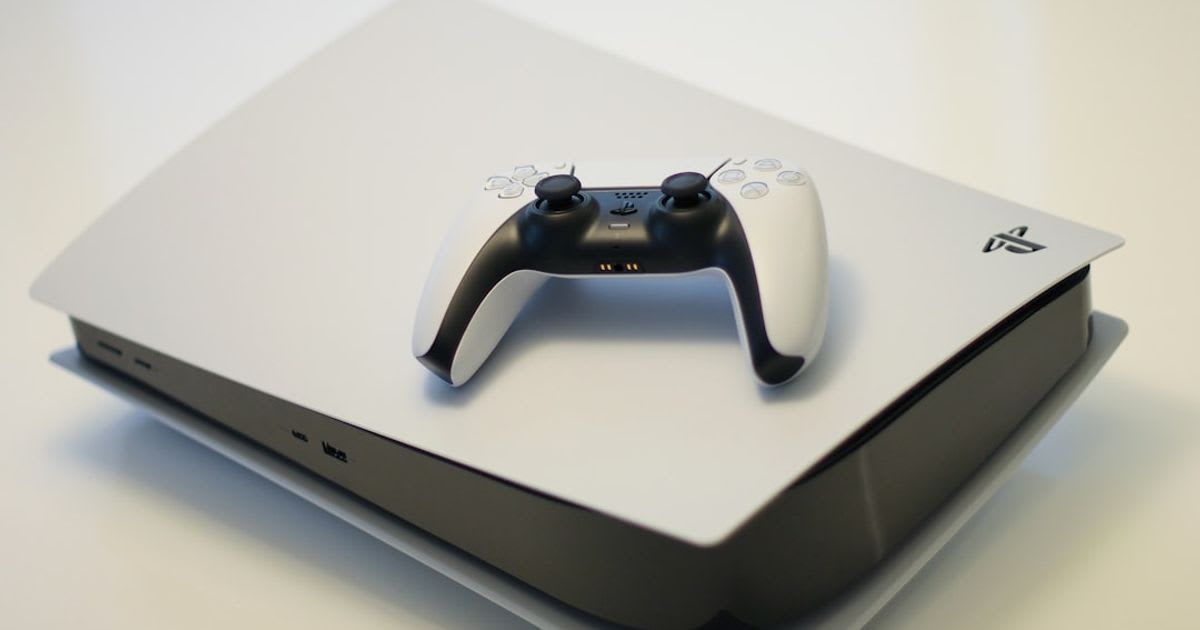 Аналитика: Цена на PS5, PS5 Pro и PS Portal снова поднимется: охота за покупкой до 2 апреля (я проверяю за вас, но вы и сами справитесь)