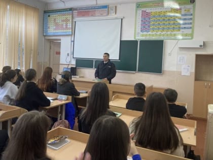 Джанкойские Госавтоинспекторы в преддверии весенних каникул провели с детьми уроки безопасности дорожного движения