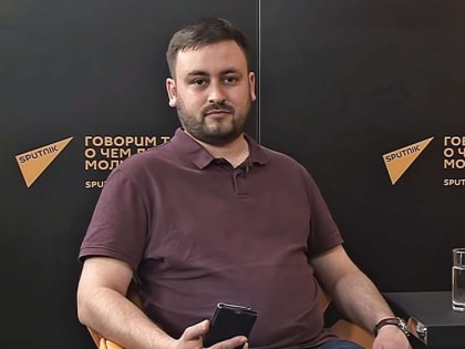 Шеф-редактора Sputnik Литва задержали в Риге