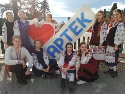 В «Артеке» завершился форум «Наследники традиций»