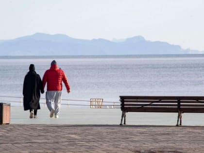 Тепло и местами дождь: прогноз погоды для Крыма на 8 марта