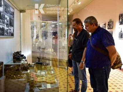 В Симферополе открылась выставка раритетных фотоаппаратов