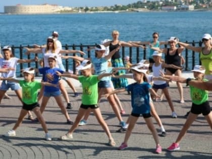 В Севастополе прошла первая общегородская зарядка