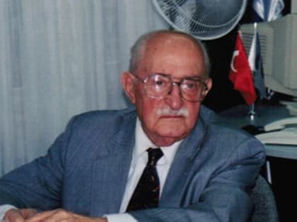 Халкъына садыкъ эвлят (Джемаат эрбабы, тедкъикъатчы, эдебиятшынас Исмаил Отарнынъ (1911- 2005) догъгъанына 110 йыл толувы мунасебетинен)