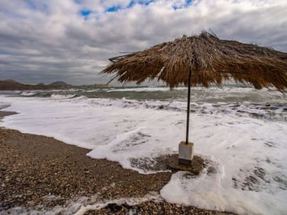 Крым два дня будет штормить