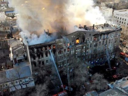 В одном из колледжей Одессы произошёл крупный пожар: есть погибшие
