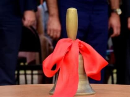 11 выпускников симферопольских школ сдали ЕГЭ на 100 баллов