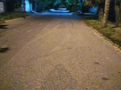 Ночью в Симферополе разбили машину крымского министра