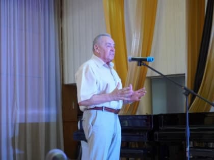 Ефим Фикс поздравил керченских металлургов с профессиональным праздником