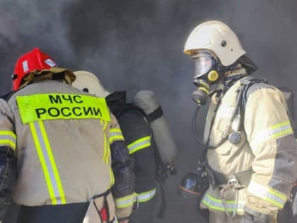 Пожарные спасли из огня мужчину в Джанкое