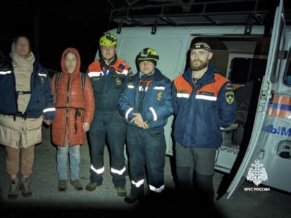 Спасатели эвакуировали двух женщин с горы под Судаком